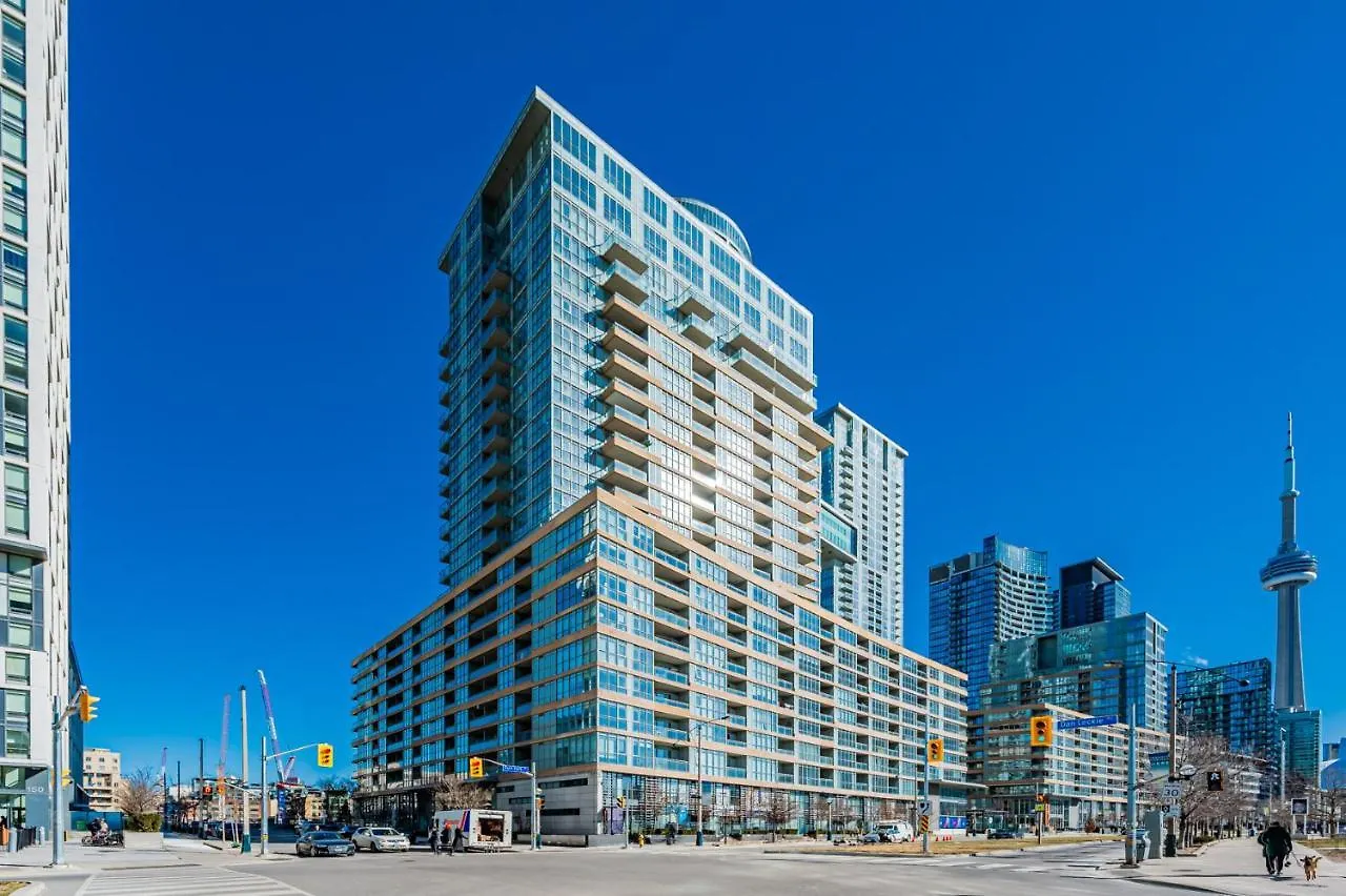Dan Leckie Apartments 0*, Toronto Canada