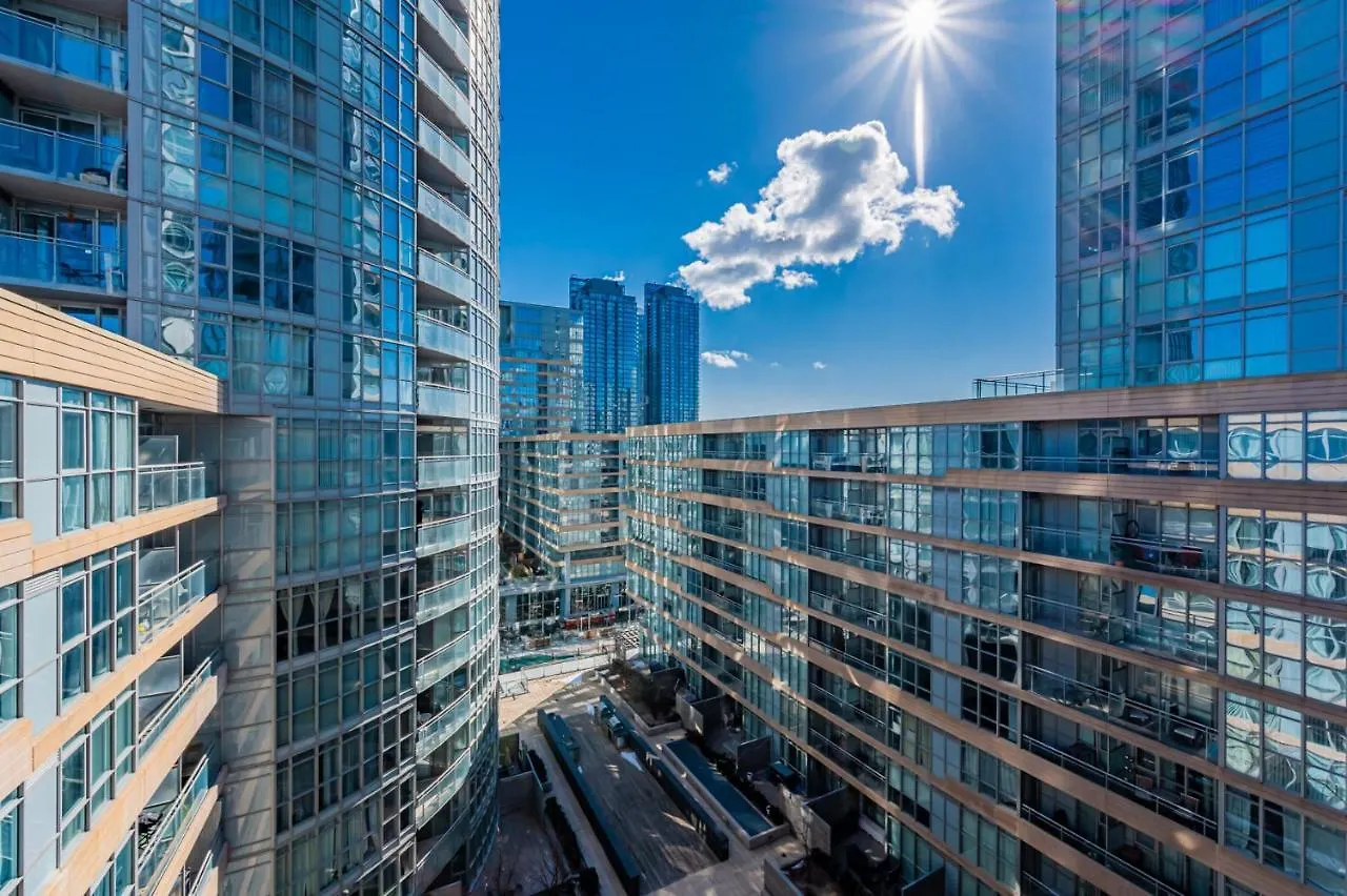 Dan Leckie Apartments Hotel Toronto