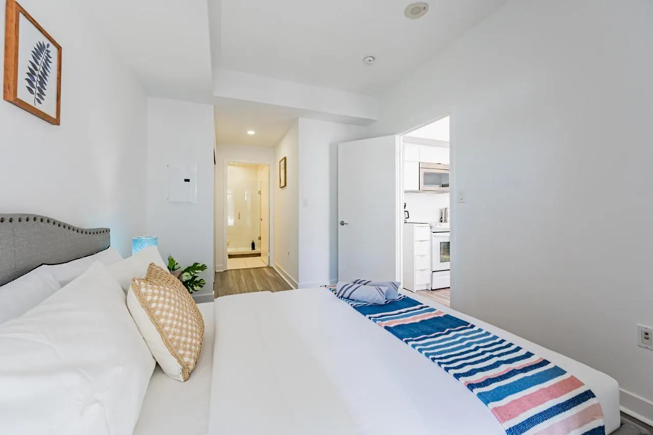 Hotel Dan Leckie Apartments Canada